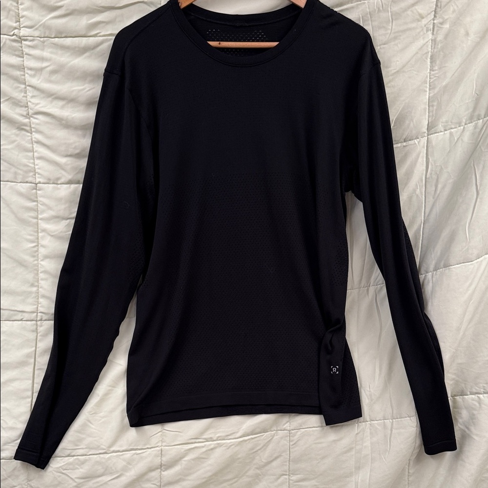 lululemon athletica Black Long Sleeve Tee
